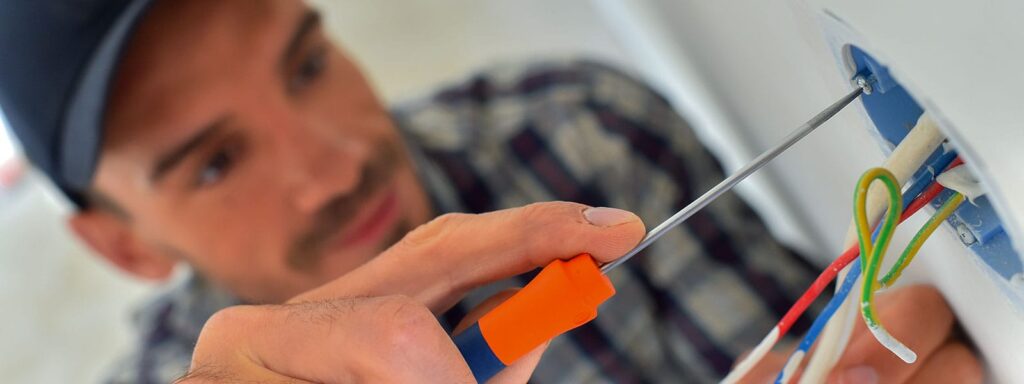 12-Step Guide to Replace Your Single-Pole Light Switch